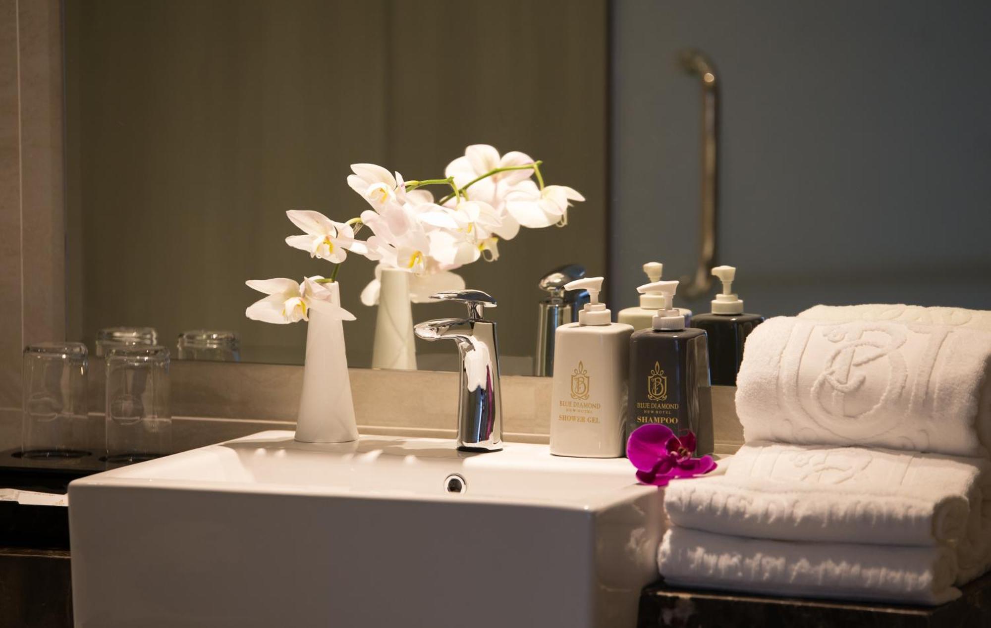 Nicecy Suite Hotel & Spa Ho Chi Minh-Byen Eksteriør billede